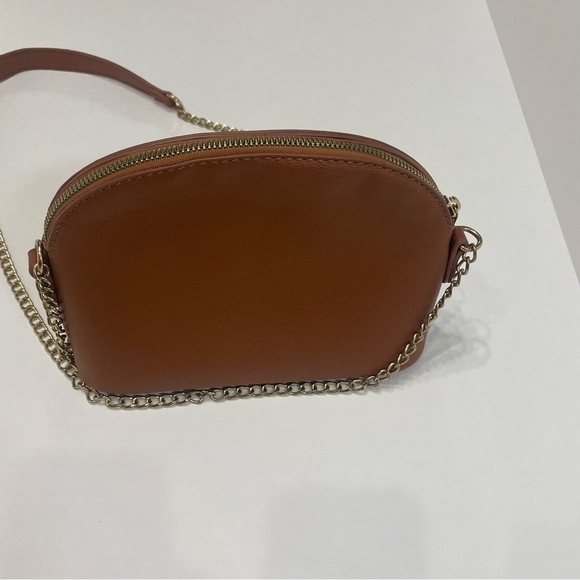 Brown Leather Crossbody Dome bag purse. Bee motif. Pre-owned - Picture 3 of 11